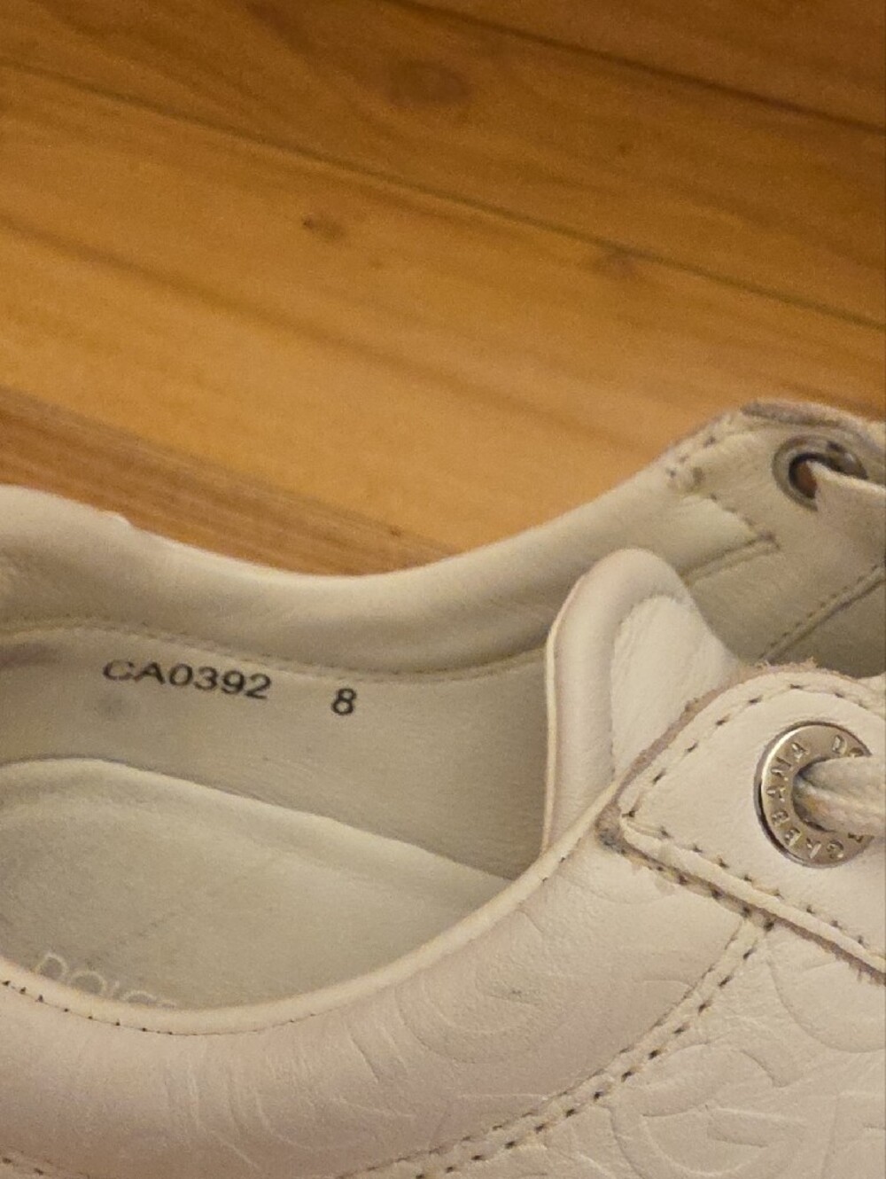 Dolce & Gabbana Men’s White Leather Sneakers – Size 8 - Picture 4 of 6